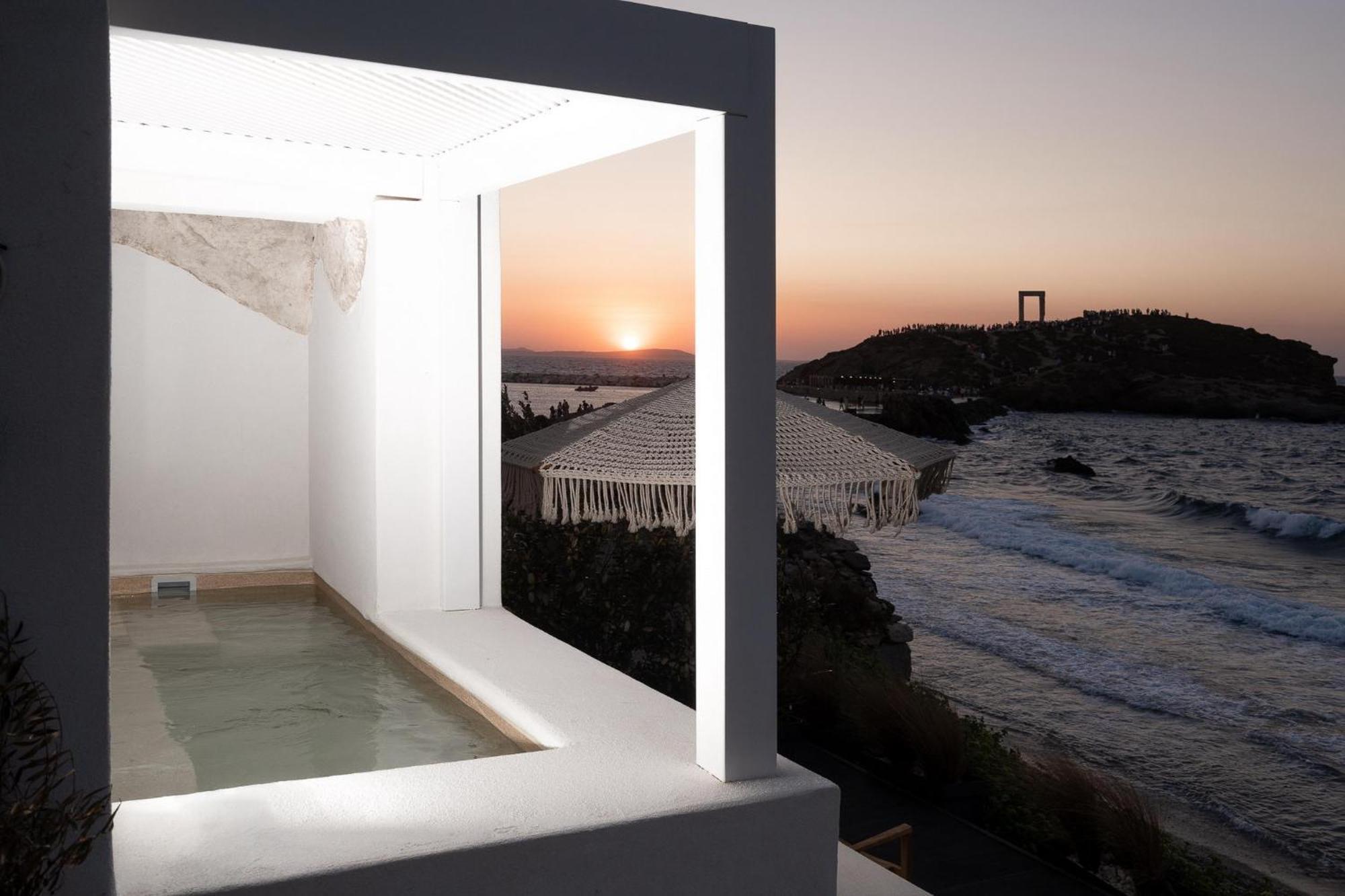 Portara Seaside Luxury Suites Naxos City Eksteriør bilde